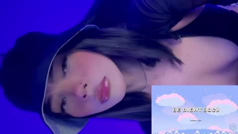 Julieta  online show from December 6, 4:52 am