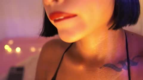 julietawinona online show from October 29, 10:32 pm