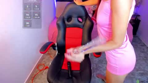 Julieth  online show from November 10, 3:37 pm