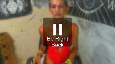 Julieth Wolf online show from November 13, 7:00 am