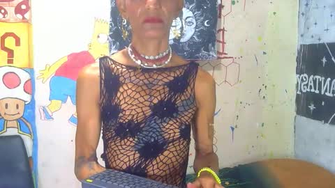 Julieth Wolf online show from September 25, 7:04 am