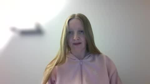 julietka online show from May 31, 8:57 am