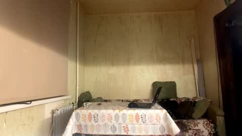 Mia online show from November 11, 5:48 pm