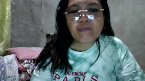 juliett online show from April 22, 6:09 am