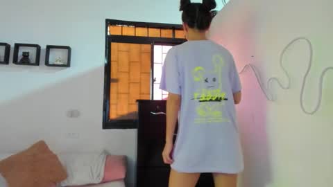 juliette online show from November 10, 5:05 pm