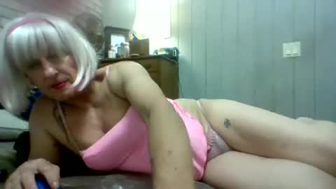 julis_bitch online show from July 2, 2:33 pm