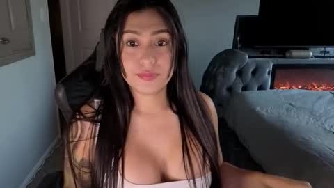 julyclb online show from December 15, 10:17 pm