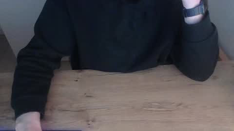 junk2711 online show from February 8, 3:21 pm