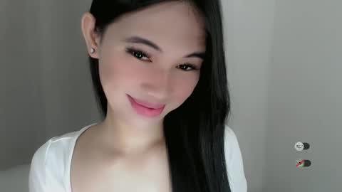 Julia online show from February 26, 4:49 pm