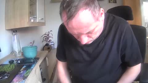 jup322 online show from March 27, 12:06 pm