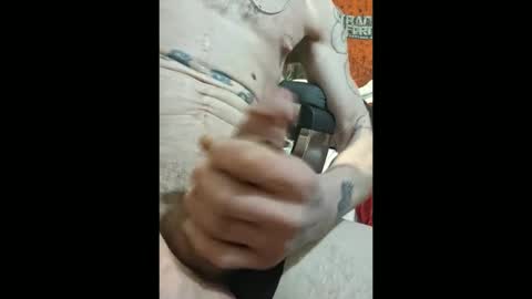 jusntym online show from April 5, 2:36 pm