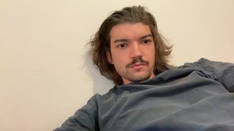 just_a_guy_with_a_big_cock online show from July 13, 7:12 am