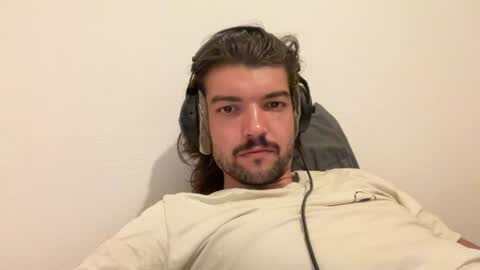just_a_guy_with_a_big_cock online show from July 31, 2:51 pm