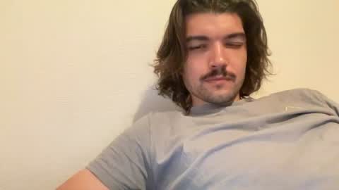 just_a_guy_with_a_big_cock online show from June 19, 8:15 pm