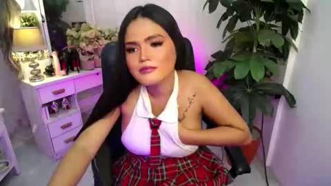 MY IG aleahgomez17 online show from November 18, 11:15 pm