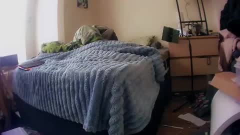 Dee online show from March 15, 9:56 am