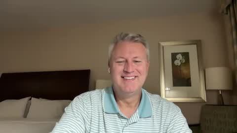 Snapshot of justavoyeurhere chatting on September 10, 1:39 am Michael online show from September 10, 1:39 am