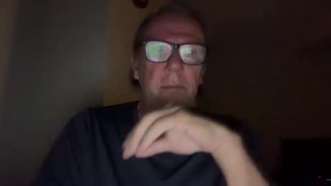 justin_hornyyyy online show from November 4, 10:00 pm