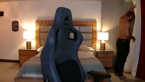 Justin online show from November 30, 11:34 pm