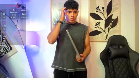 justin_payn14 online show from March 26, 2:44 pm