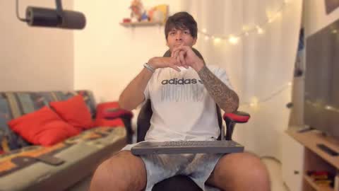 Diego online show from February 12, 8:01 pm