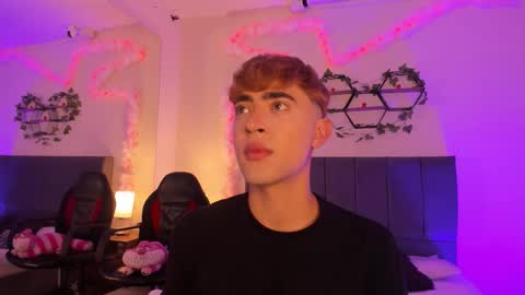 Justin online show from November 17, 11:24 am