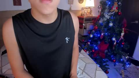 Justin online show from December 13, 10:16 pm