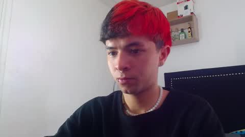 Justine online show from December 1, 1:09 pm