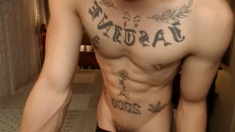 justine_hunk online show from March 1, 4:33 pm