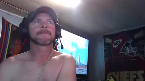 new here lets have fun online show from December 29, 7:28 am