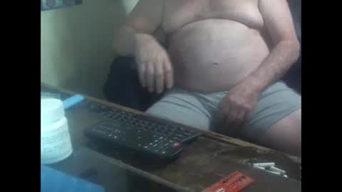 justmeohio online show from December 18, 3:02 am