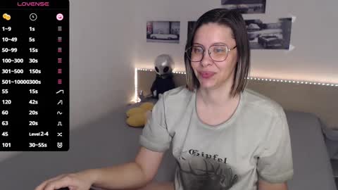 Julie online show from February 23, 5:23 am