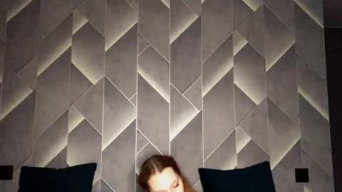 Snapshot of justprettygirl chatting on October 12, 8:32 pm Lina online show from October 12, 8:32 pm