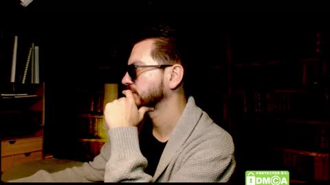 M. Dean online show from January 9, 1:44 am