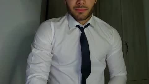 Justin online show from December 5, 6:34 am