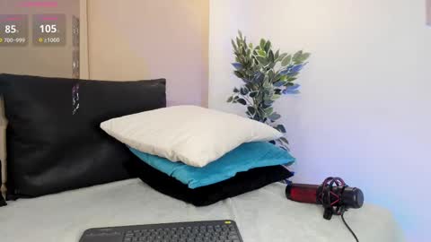 ees 3 online show from February 19, 10:53 pm