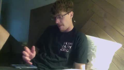 J and Sugar snap pea online show from March 12, 1:42 am