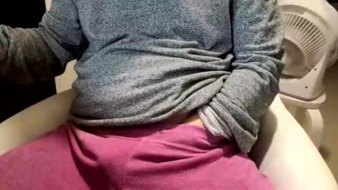 KI e697a5e69cac online show from October 26, 4:50 pm