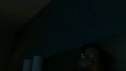 Ilovetoeatcum online show from April 3, 4:30 am