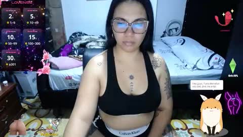 Snapshot of kaarlaa_ chatting on October 9, 8:03 pm Karla online show from October 9, 8:03 pm