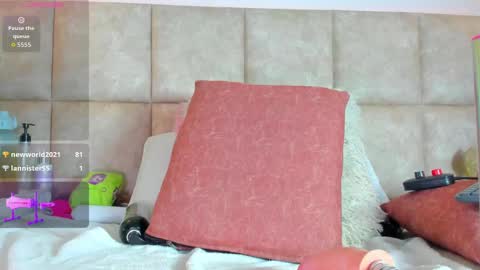 kaarol01 online show from September 10, 2:34 am