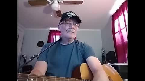 Snapshot of kabriggs136 chatting on February 21, 9:32 pm kabriggs136 online show from February 21, 9:32 pm