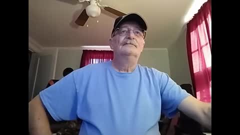 kabriggs137 online show from January 28, 9:19 pm