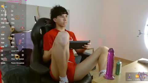 kaelwolf  online show from November 1, 7:24 pm