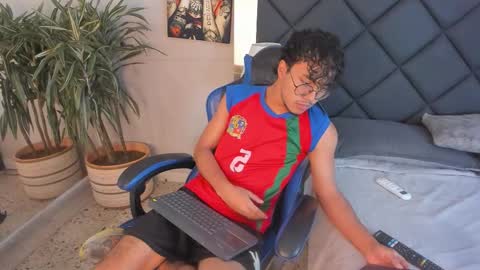 kai_storn online show from March 24, 11:27 am