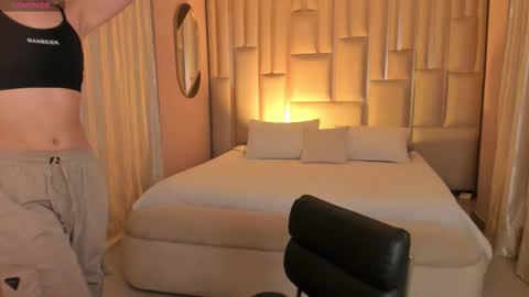 Kaia Ferreira online show from February 12, 6:55 pm