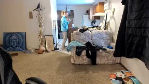 Kaiku77 online show from December 3, 5:46 pm