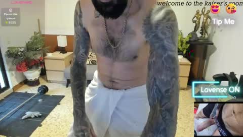 kaiser679 online show from April 13, 9:30 pm