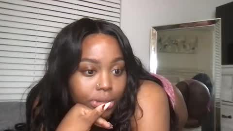 kaitlyncamsx online show from January 26, 5:13 am