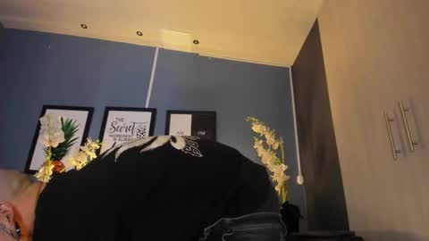 Kale online show from October 25, 11:20 am